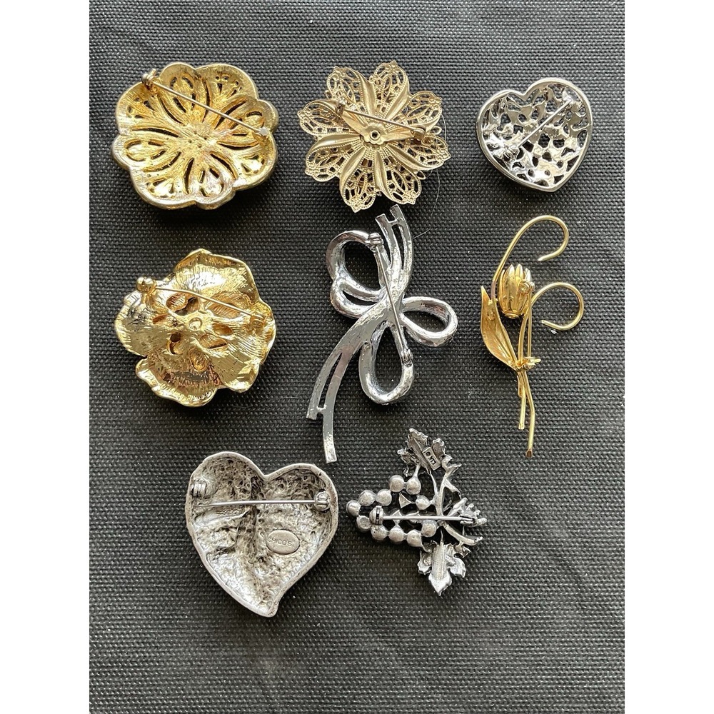 Lot Of 8 Vintage To Modern Brooch Pins Some Signed Gold & Silver Tone - Picture 7 of 9